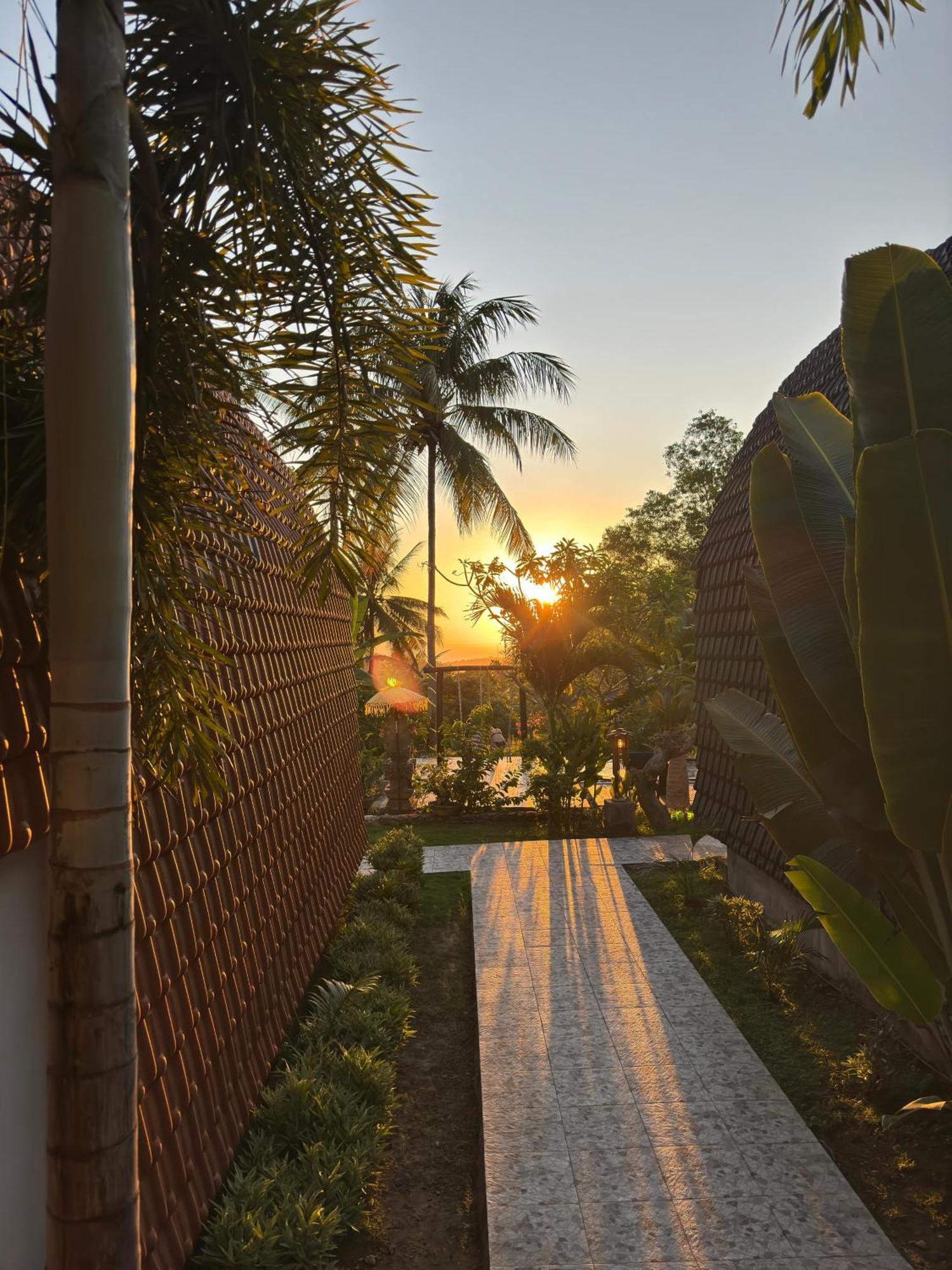 Toyapakeh Meket Bungalows المظهر الخارجي الصورة